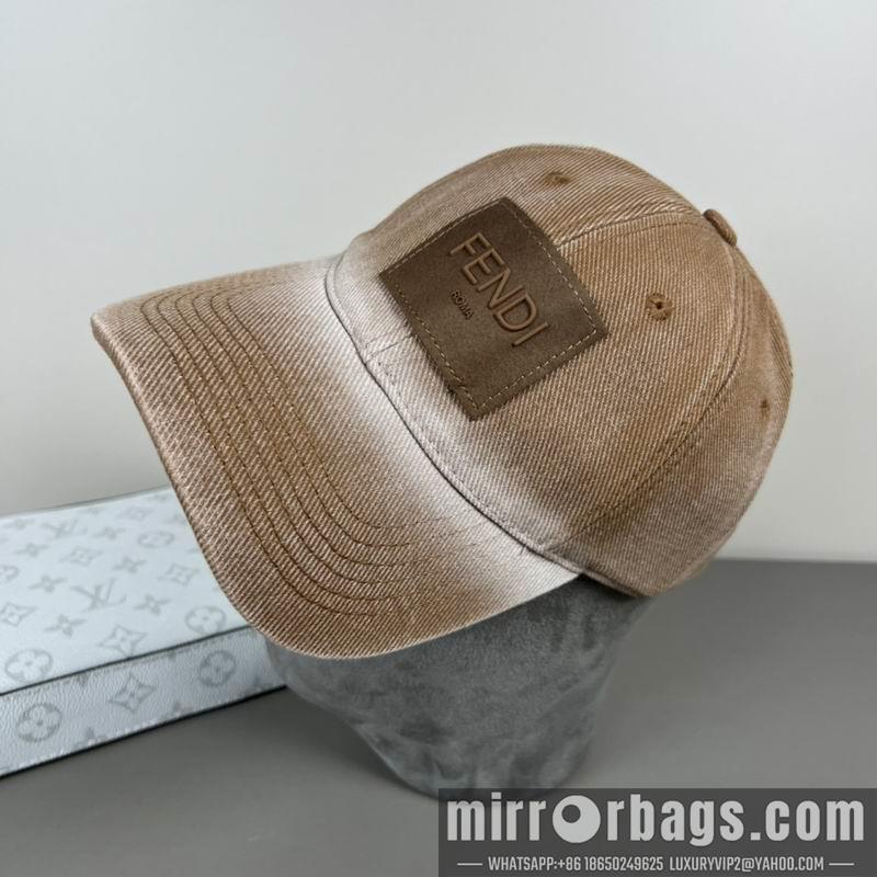 Fendi Hat dx67