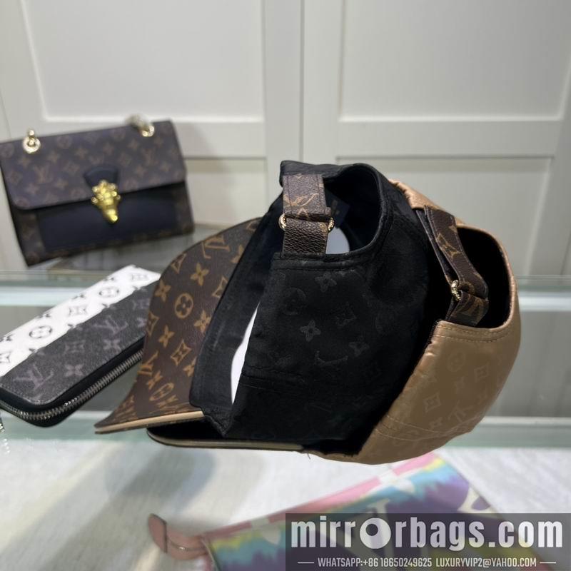 LV Hat dx13
