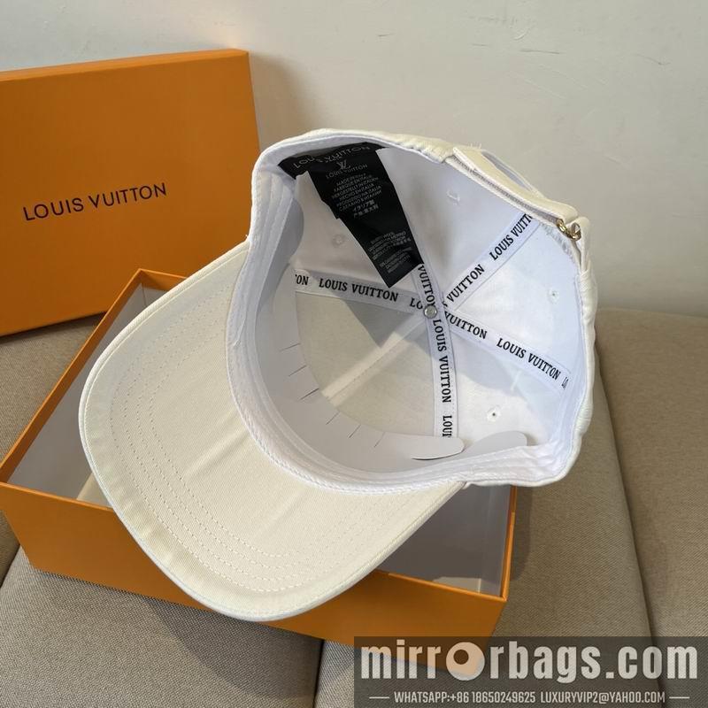 LV Hat dx59