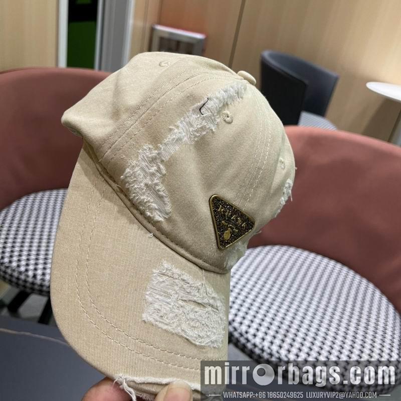 Prada Hat 021001