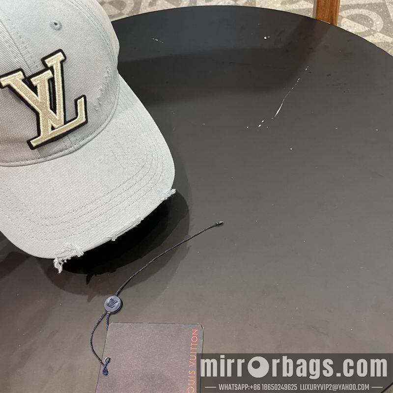 LV Hat 050709