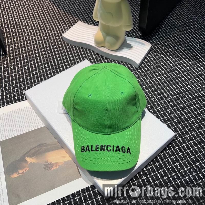 Balenciaga Hat dx14