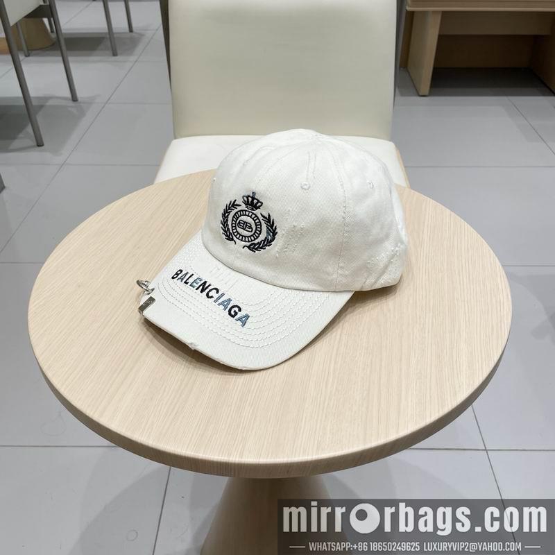 Balenciaga Hat 032001