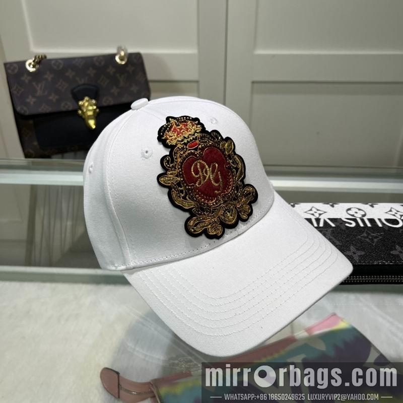 DG Hat dx03