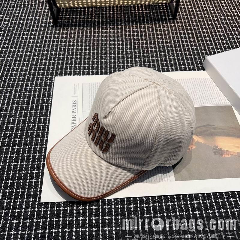 Miumiu Hat dx44