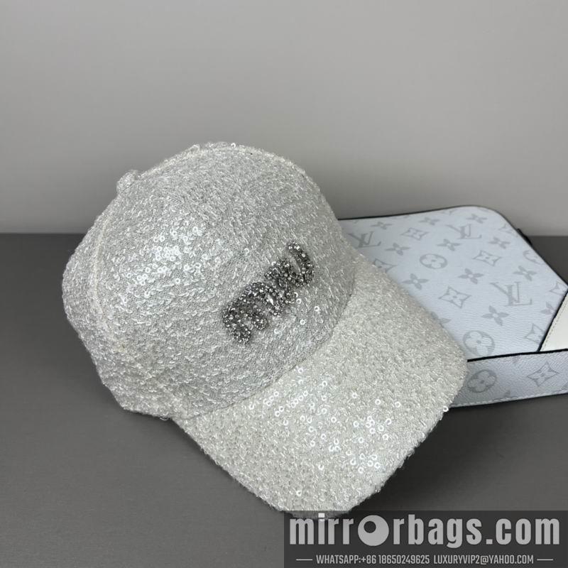 Miumiu Hat dx40
