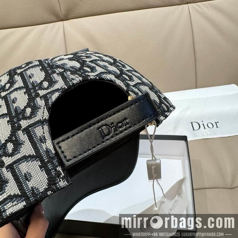 Dior Hat 092701