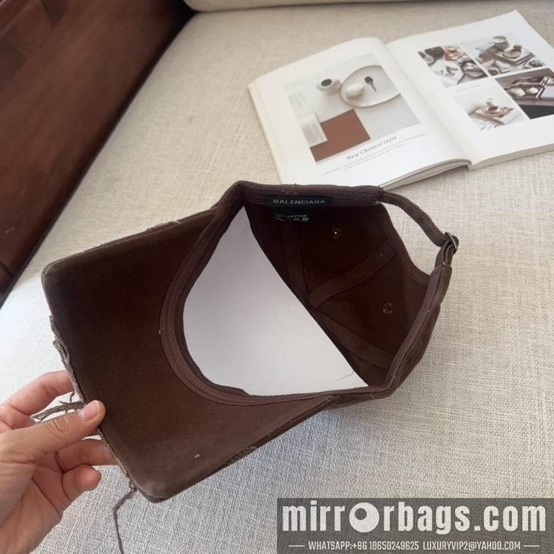 Balenciaga Hat 010902