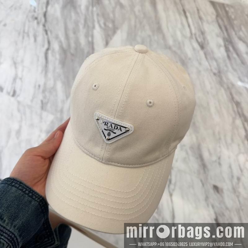 Prada Hat dx18