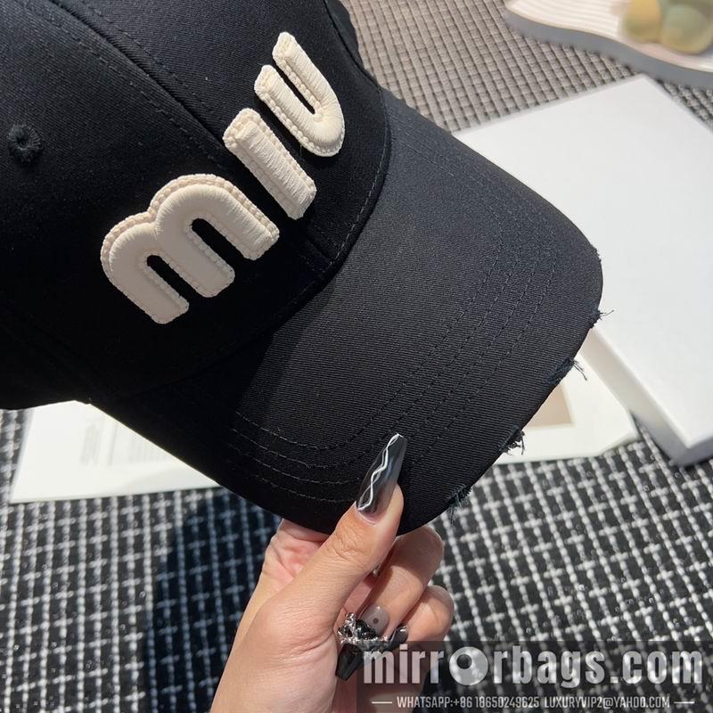 Miumiu Hat dx10