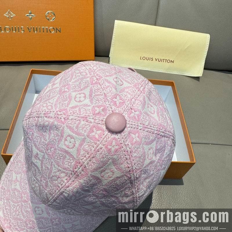 LV Hat dx121