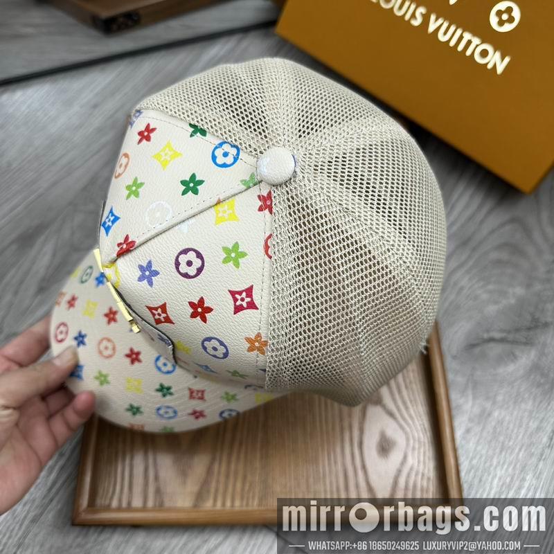 LV Hat dx33