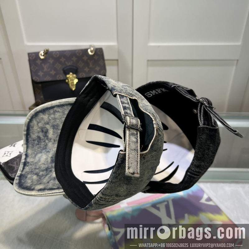 Chrome Hearts Hat dx13