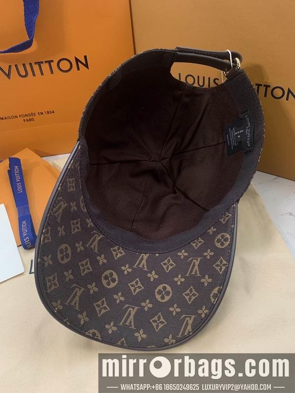 LV Hat dx43