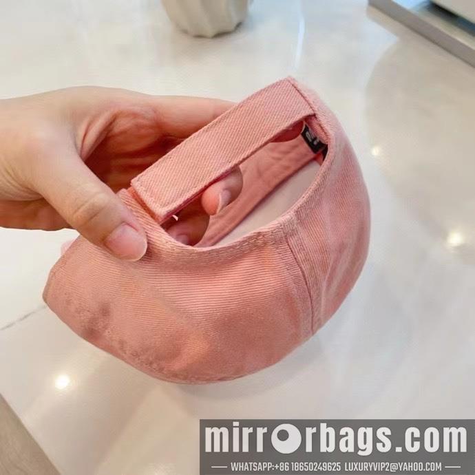 Miumiu Hat 091402