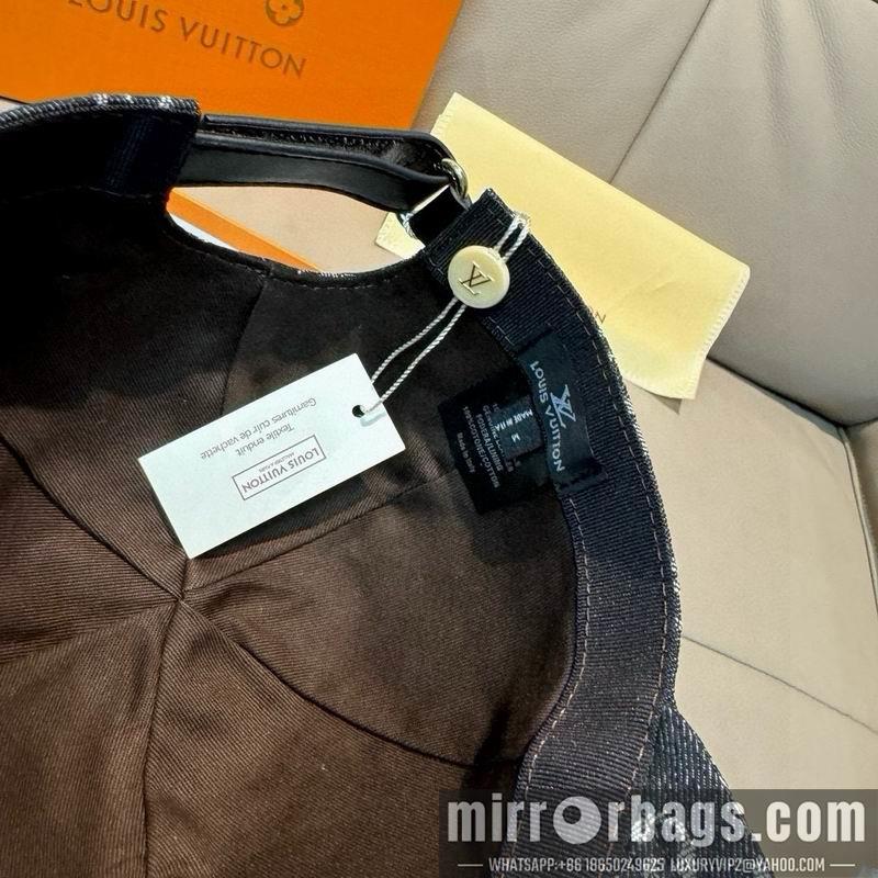 LV Hat dx166