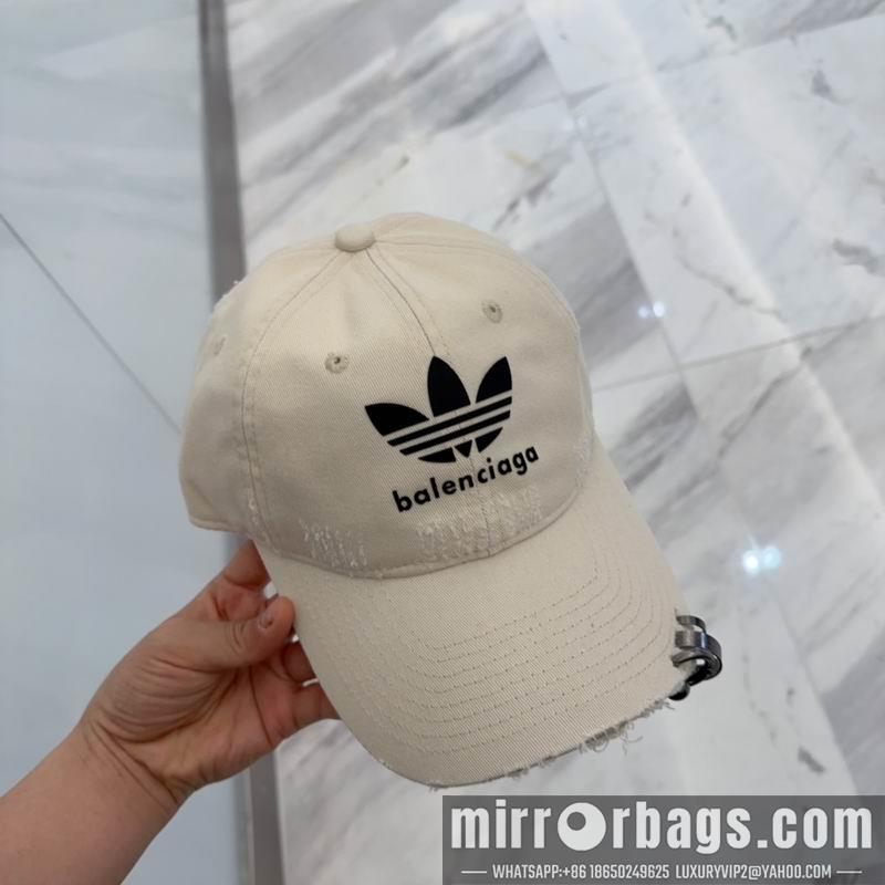 Balenciaga Hat dx78