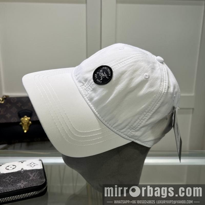 Arcteryx Hat dx09