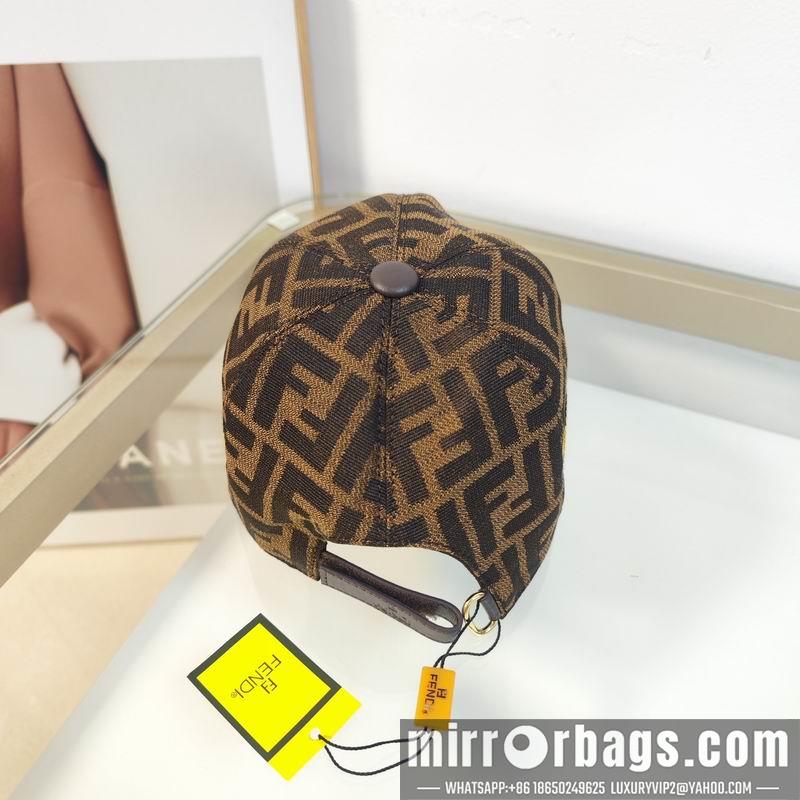 Fendi Hat dx67