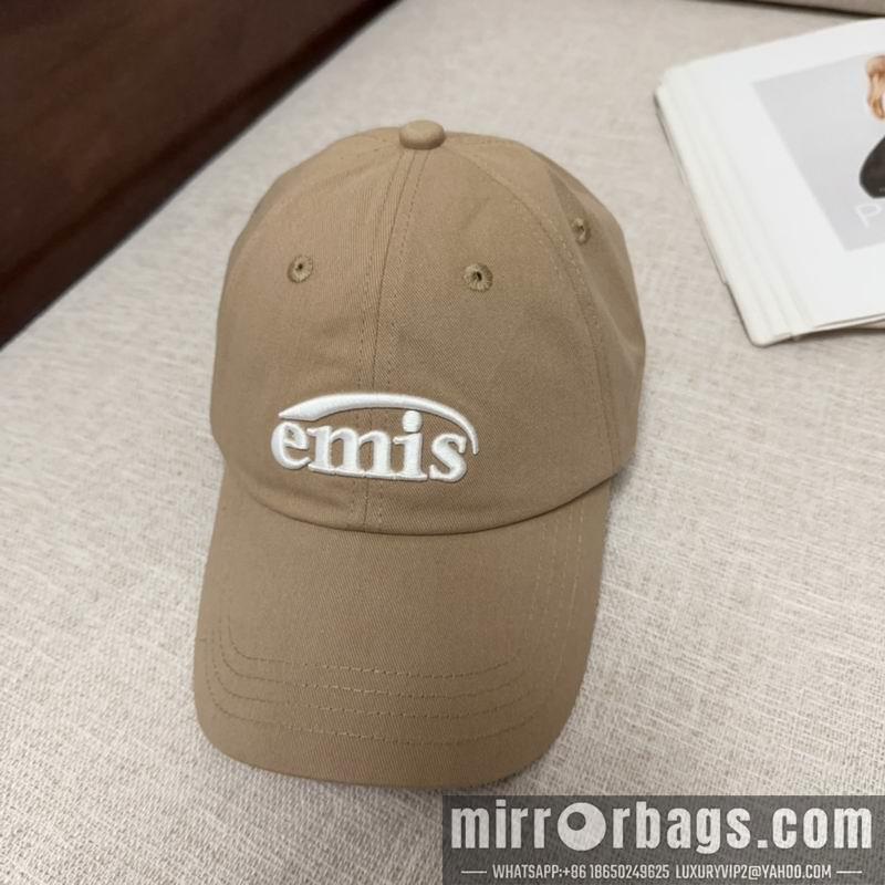 Emis Hat dx05