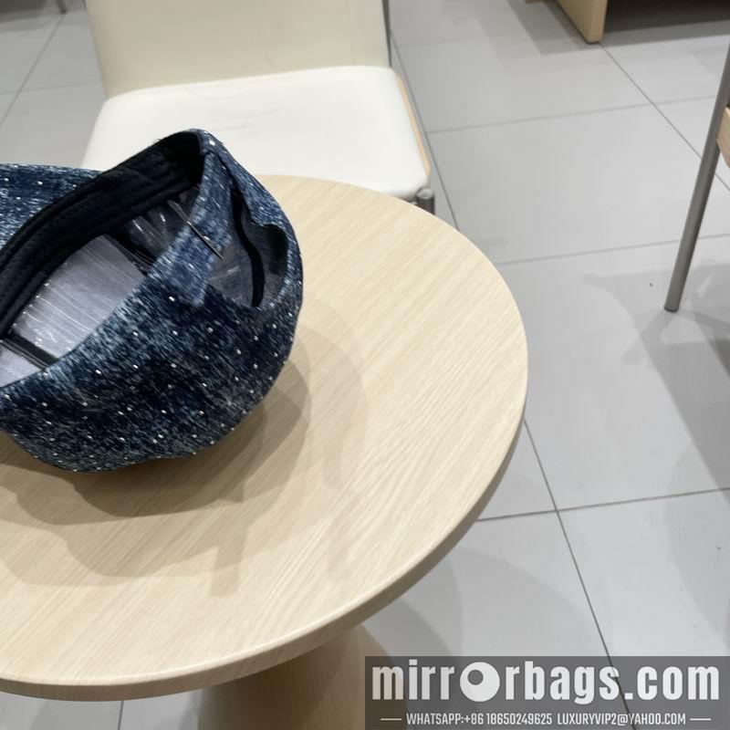 Alo Hat 041402