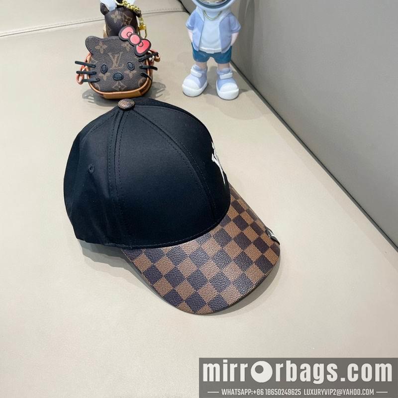 LV Hat 081803