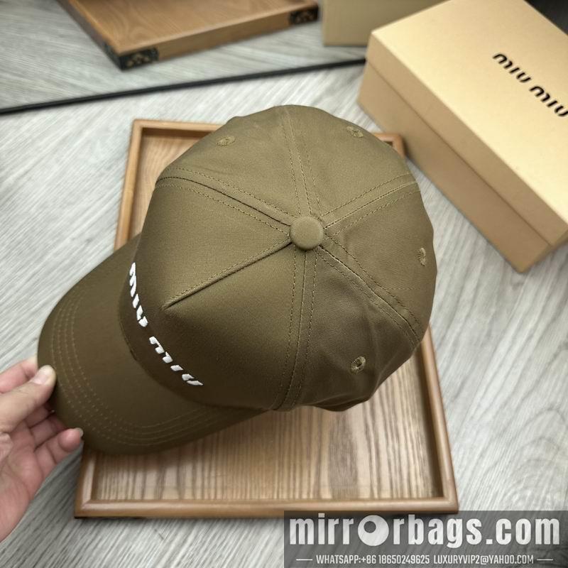 Miumiu Hat dx60