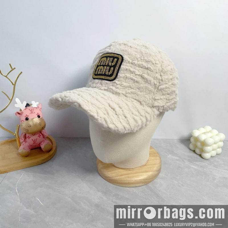 Miumiu Hat dx66