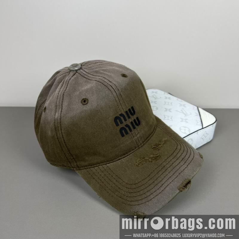 Miumiu Hat dx44