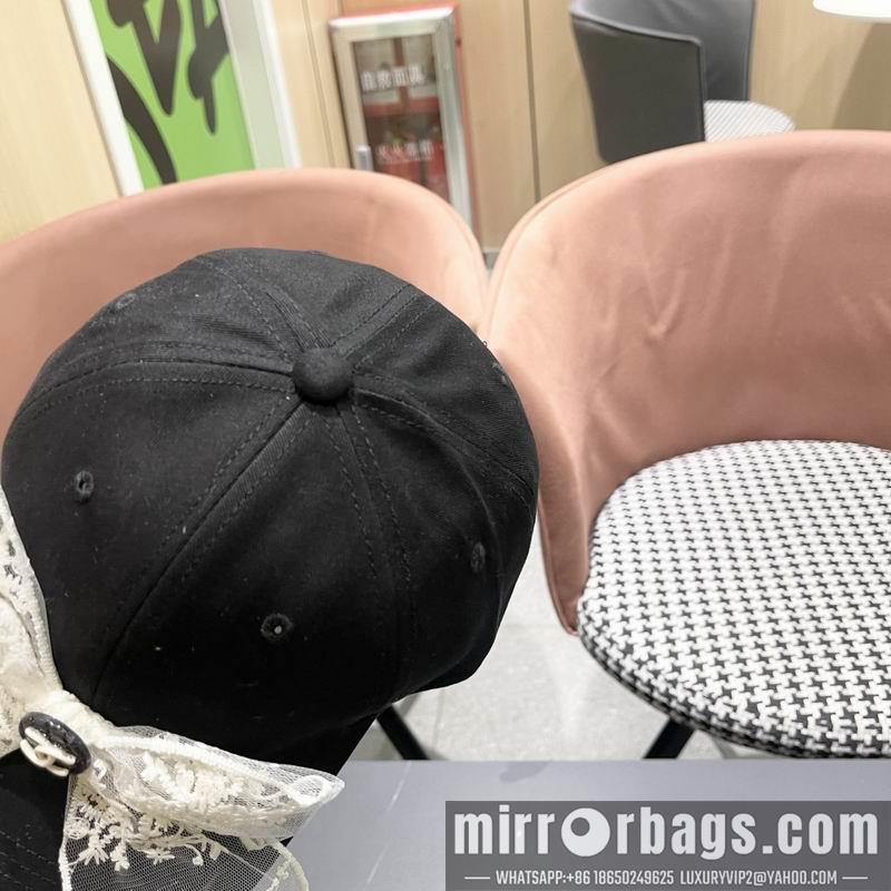 Chanel Hat 040201