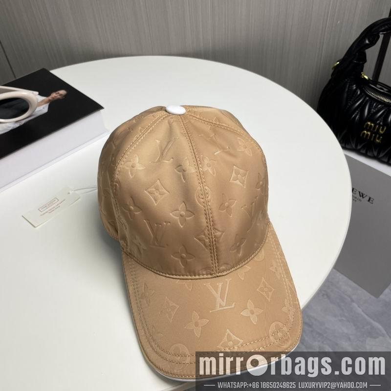 LV Hat dx44