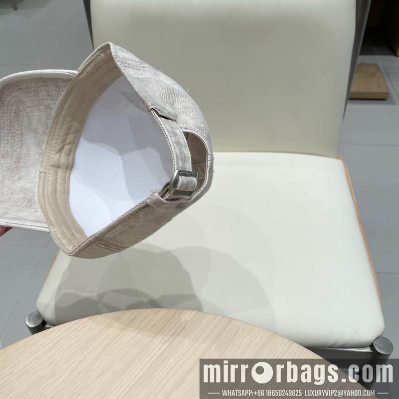 LV Hat 010903