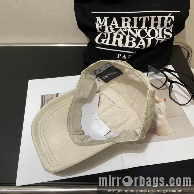 Prada Hat dx16