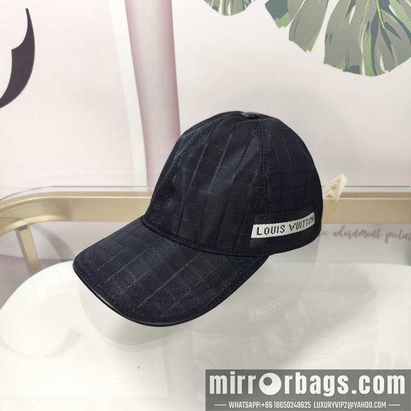 LV Hat dx132