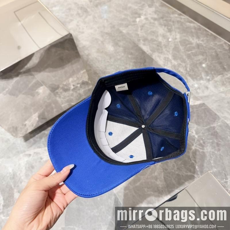 Prada Hat 041702