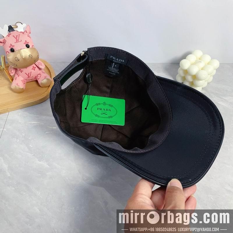 Prada Hat dx41