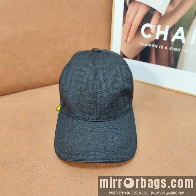 Fendi Hat dx47
