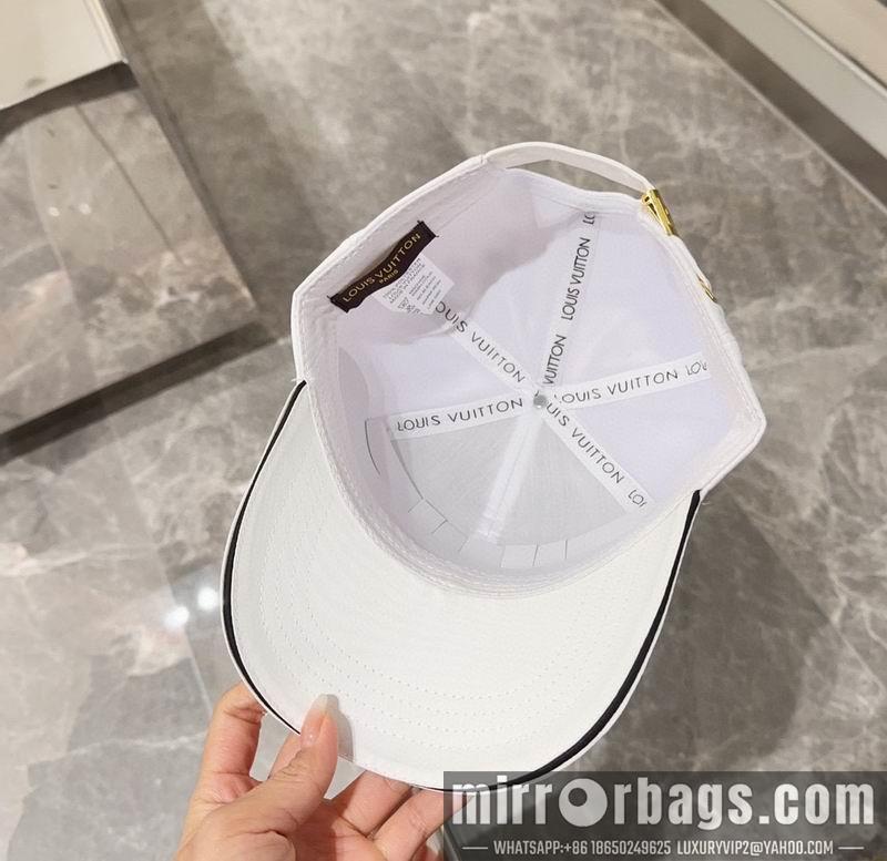 LV Hat dx19