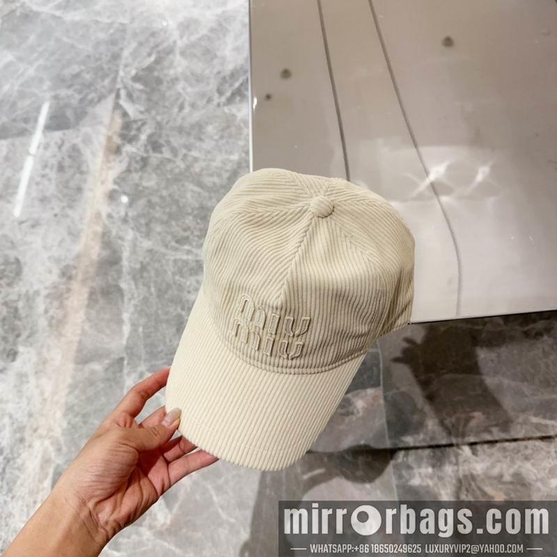 Miumiu Hat dx83
