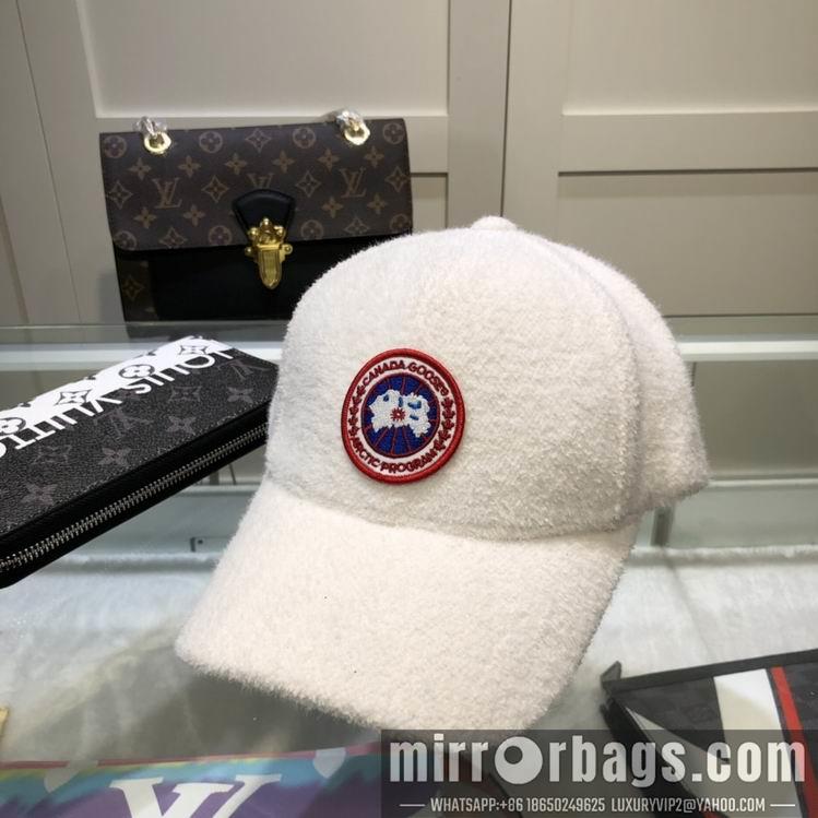 Canada Goose Hat 01