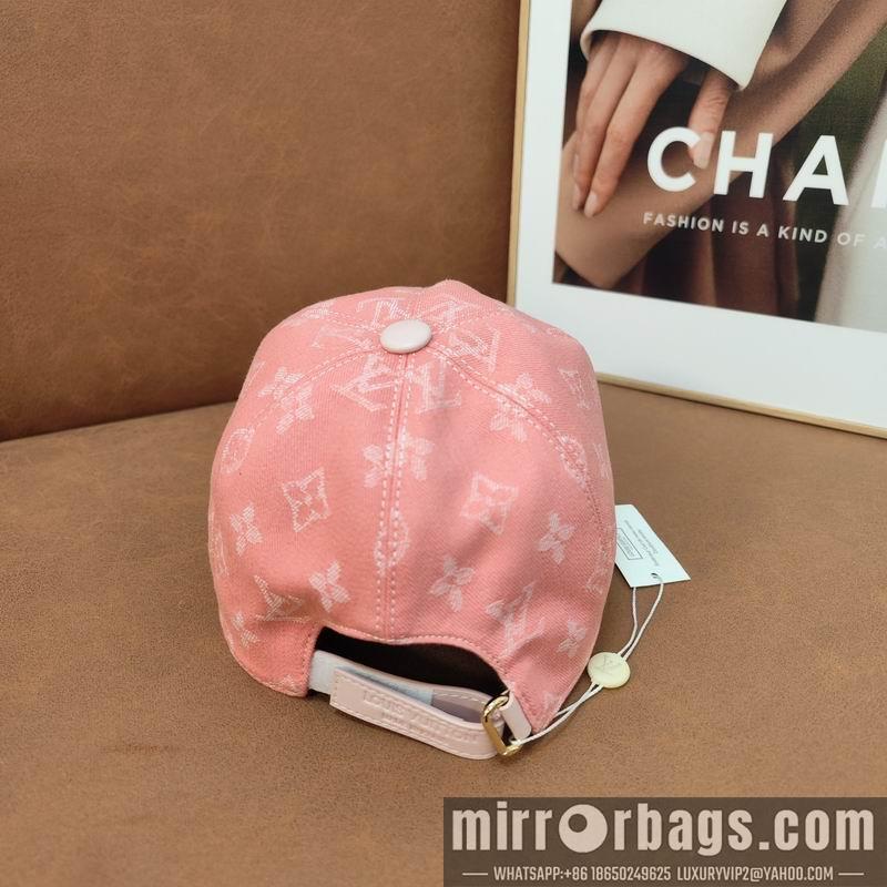 LV Hat dx80