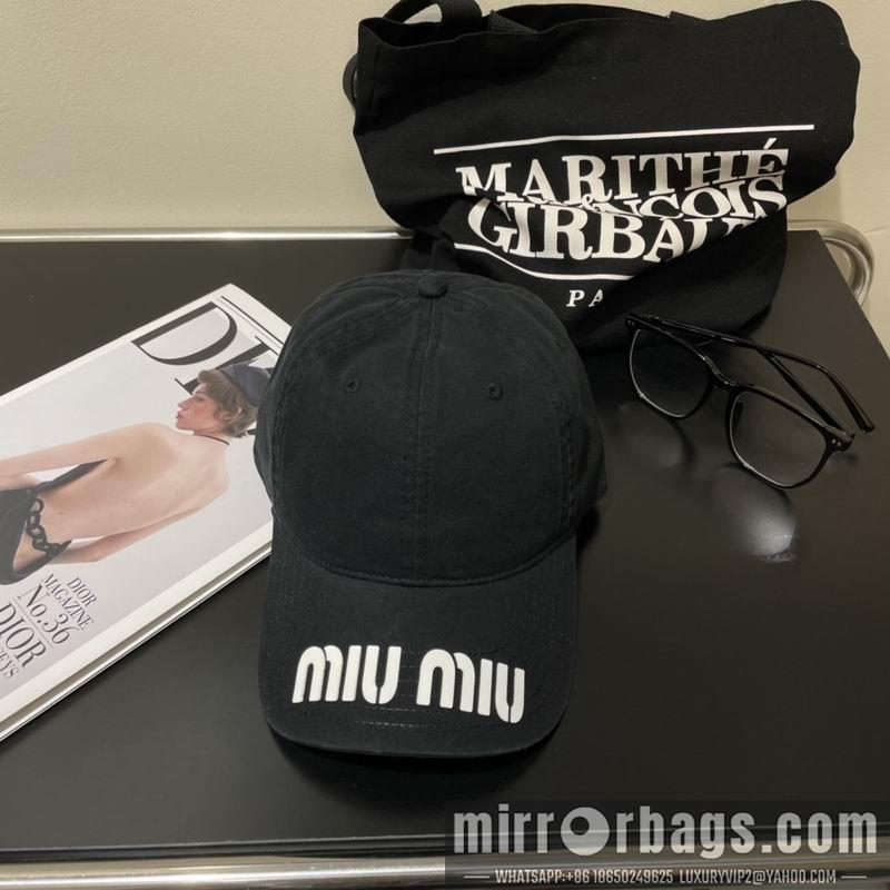 Miumiu Hat dx27