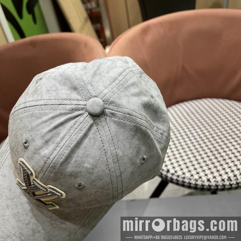 LV Hat 040204