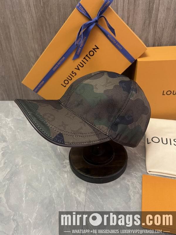 LV Hat dx15