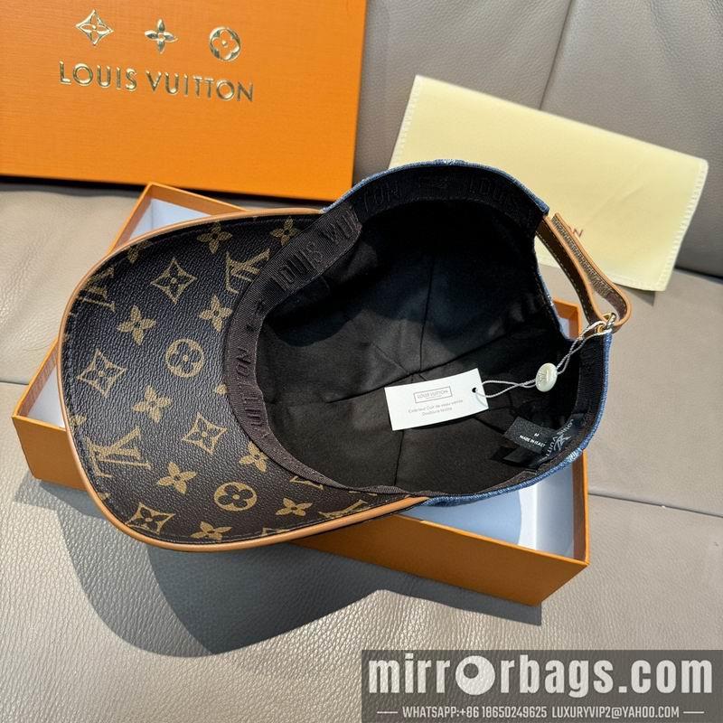 LV Hat dx122