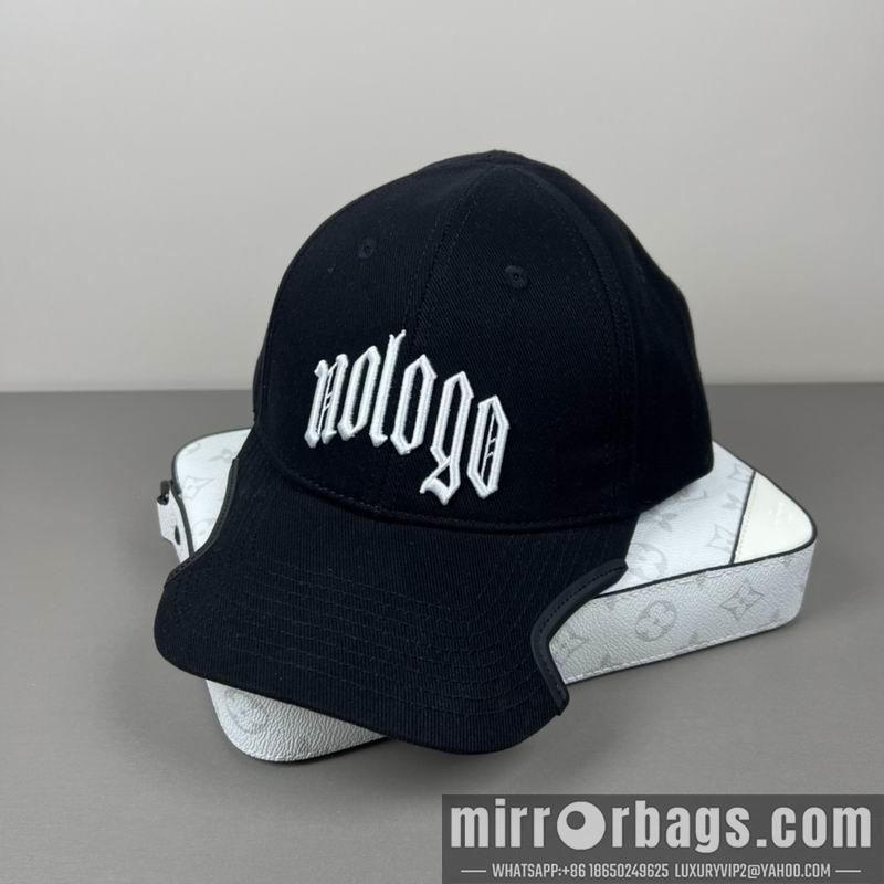 Balenciaga Hat 021004