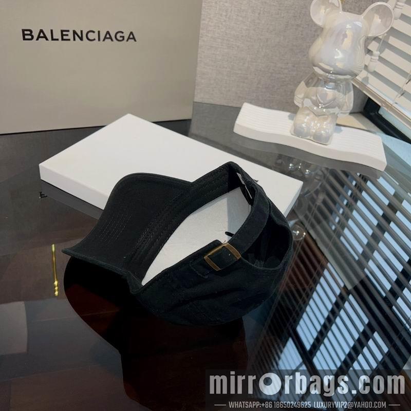 Balenciaga Hat dx05