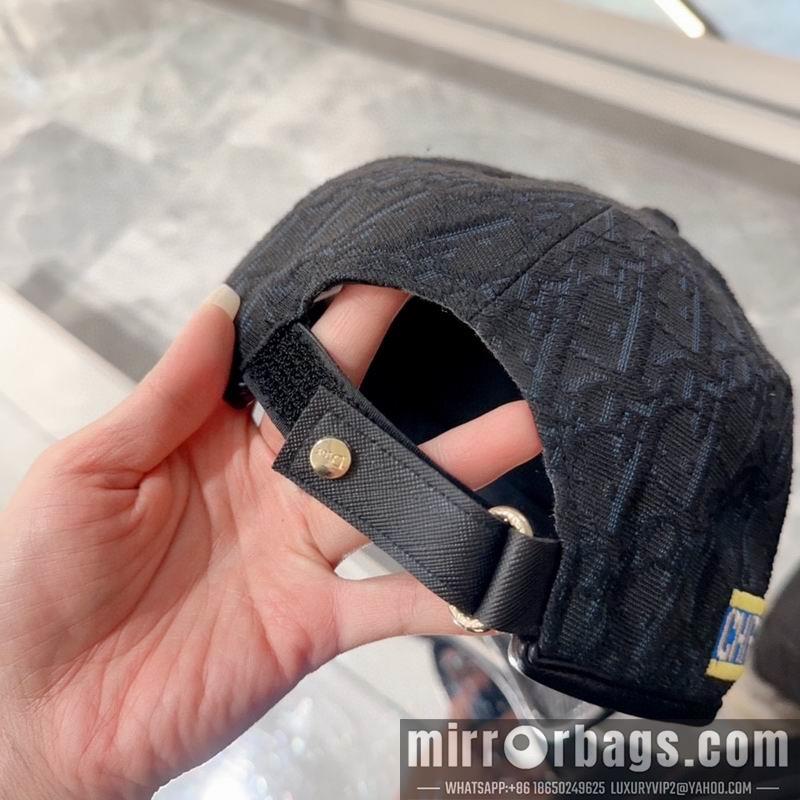 Dior Hat 042701