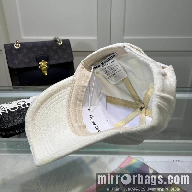 Ance Hat 122801