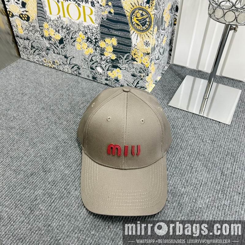 Miumiu Hat dx75
